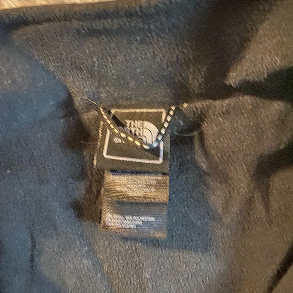 The North Face Men's Black Jacket - Picture 2 of 3